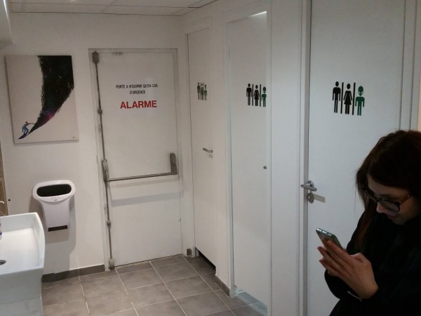 Les toilettes, ULTRA IMPORTANTE COMME INFORMATION!